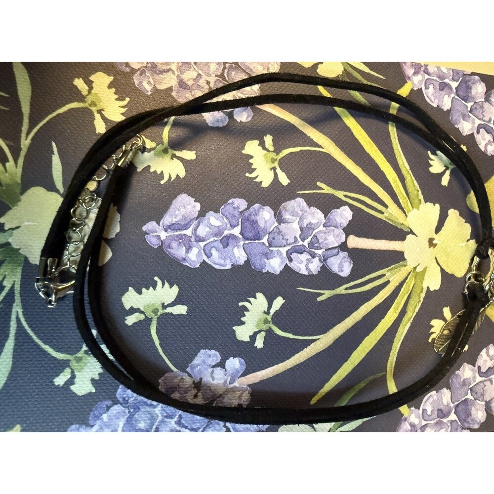 Black Cord Choker Necklace Silver Leaf Charm Pendant Nature Theme Lobster Clasp - Picture 2 of 2